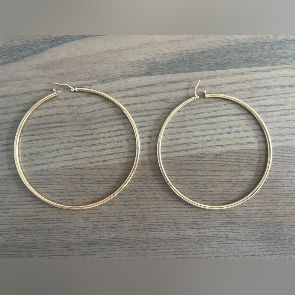 Bloomingdale’s 14k gold large hoops - Picture 3 of 3